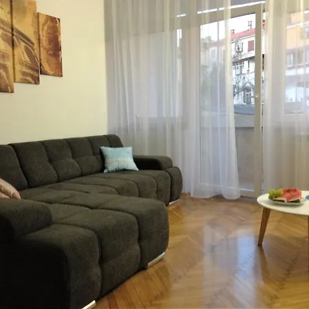 Apartmán Arenacentar *