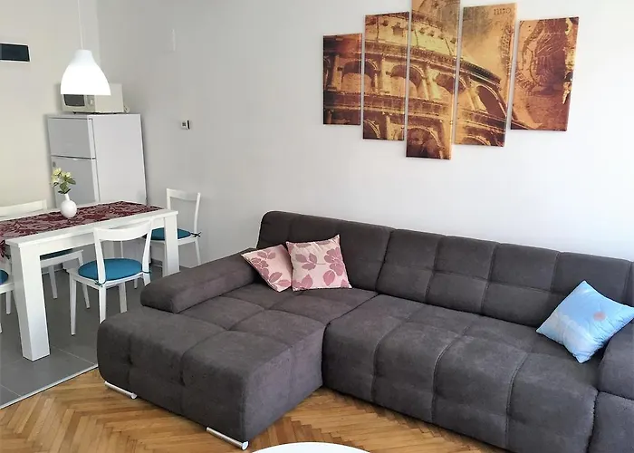 Arenacentar Apartment *